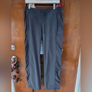 Athleta Womens La Viva Pant Size 8 Dark Gray